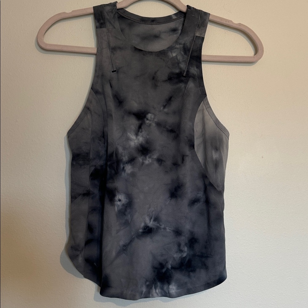 Lululemon Lightweight Run Kit Tank Top 4 - Picture 2 of 5